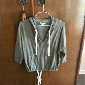 American Eagle lightweight hoodie